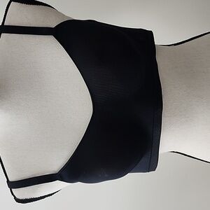 NWOT Victoria's Secret Lightly Lined Multi Way Wireless SzL